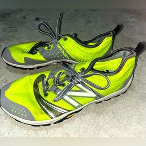 Woman’s New Balance Minimus 🌵7.5